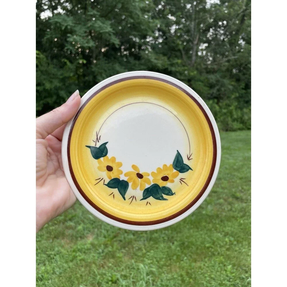 5 Vernon Kilns Brown Eyed Susan Bread Butter Plates 6.25